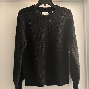 Velvet By Graham & Spencer sweater size Medium
